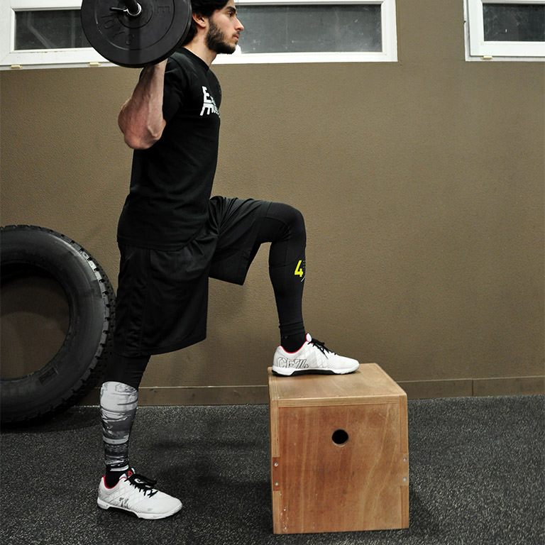 Montées sur banc avec barre – Position de départ