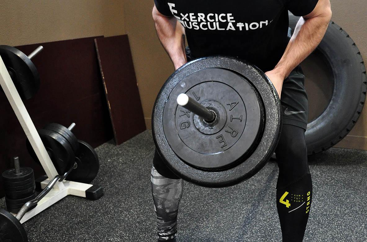 Rowing barre T - T bar row